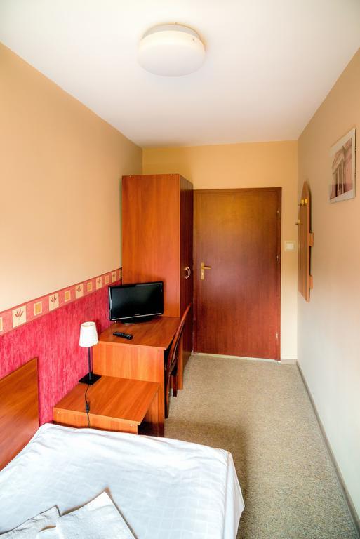 Aparthotel Tamada Ozorków Zimmer foto